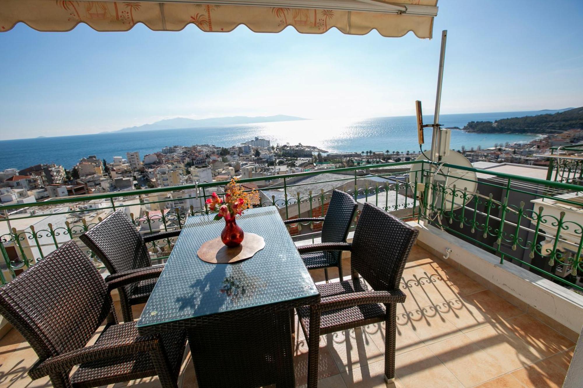 Blue Sky Appartment Kavala Eksteriør billede